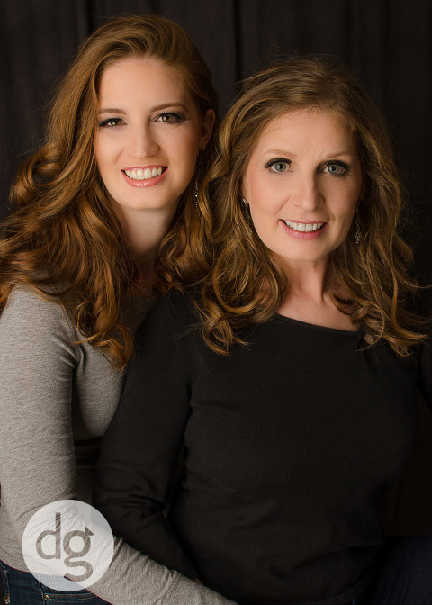 Glamour Mother And Daughter Portrait Photography 